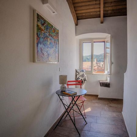 Sardinian Gallery Domus 博萨 外观 照片